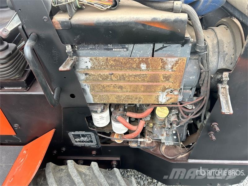 Ditch Witch 420SX 4x4 Cable Plow Plugovi