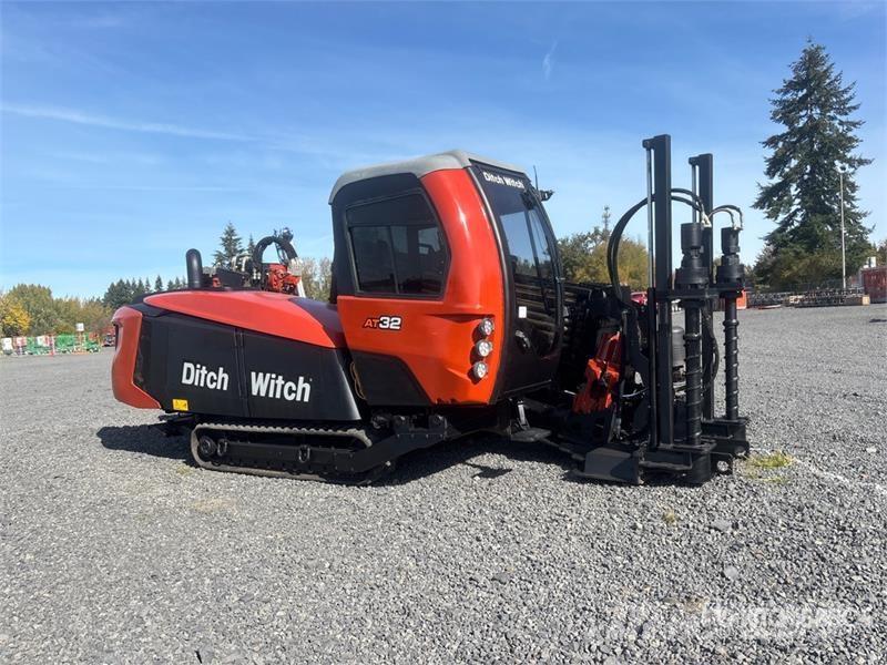 Ditch Witch AT32 Directional Drill 수평 굴착 장치
