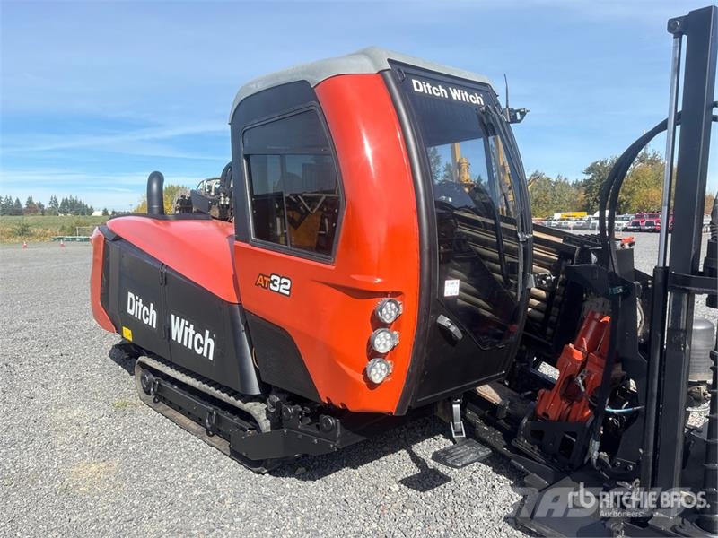 Ditch Witch AT32 Directional Drill 수평 굴착 장치