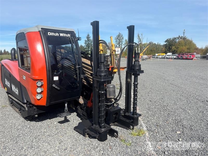 Ditch Witch AT32 Directional Drill 수평 굴착 장치