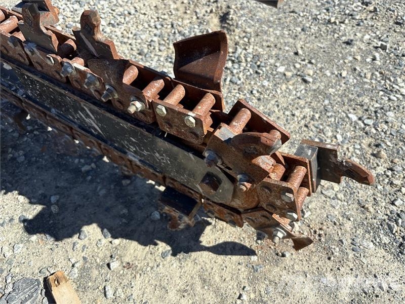 Ditch Witch CT362 Mini Skid Steer Trencher Trancheuse