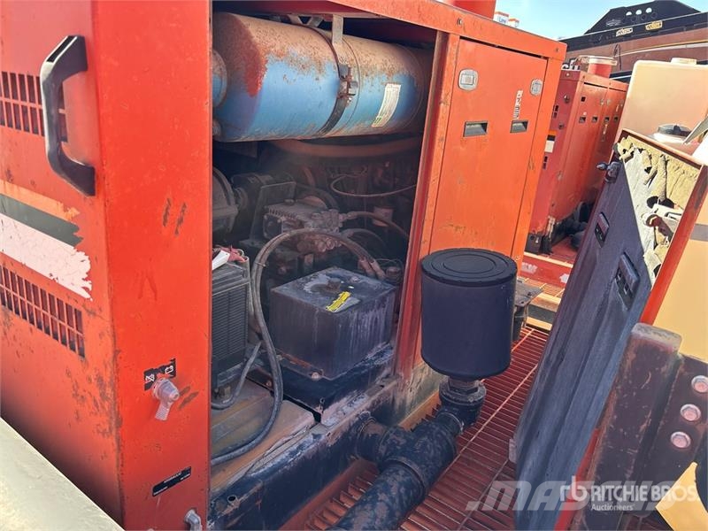 Ditch Witch FX30 Tanker trailers