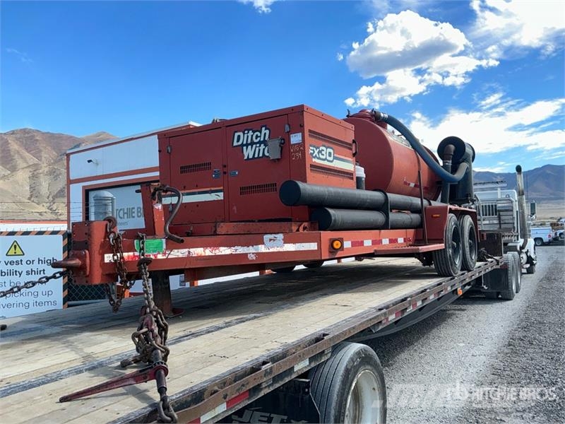 Ditch Witch FX30 Прицепы-цистерны