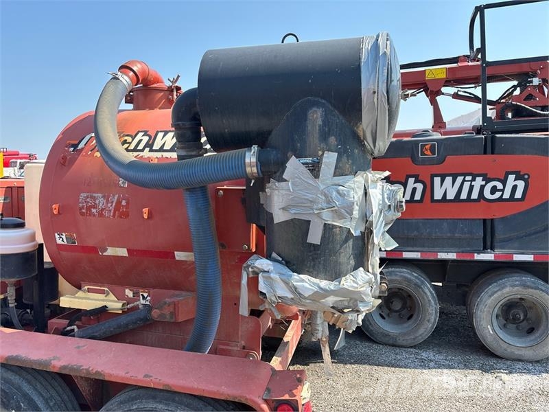 Ditch Witch FX30 مقطورات ذات صهاريج