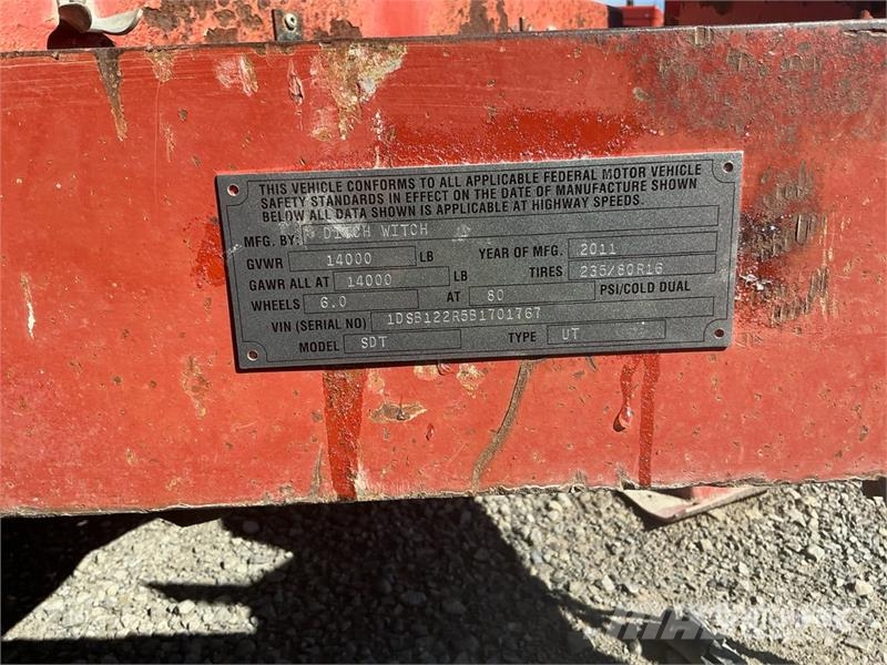 Ditch Witch FX30 Cisternové přívěsy