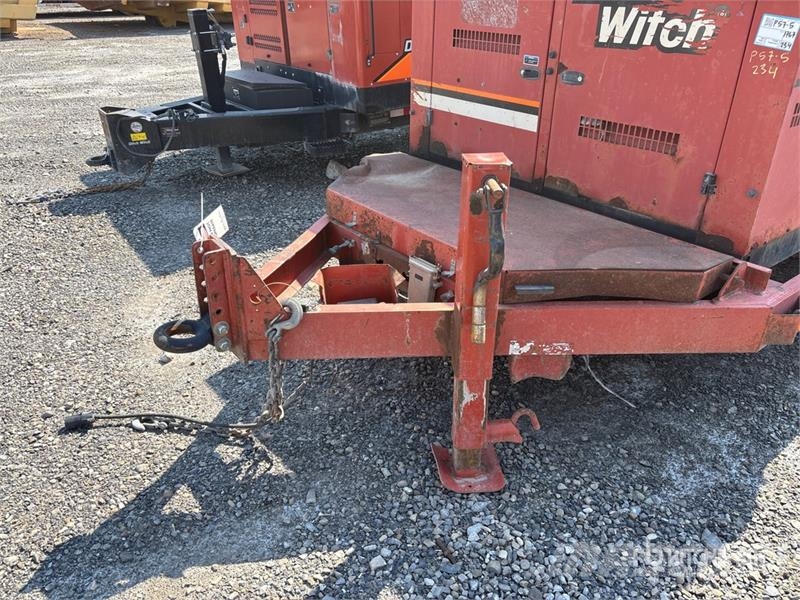 Ditch Witch FX30 مقطورات ذات صهاريج