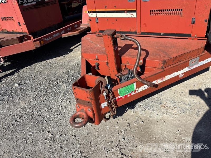 Ditch Witch FX30 Tanker trailers