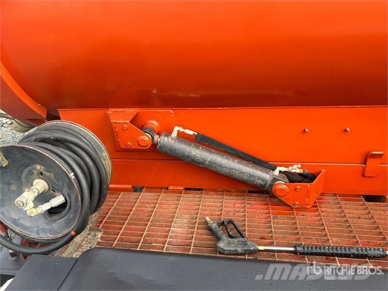 Ditch Witch FX30 500 gal T/A Vacuum Excavation Unit Dodatki in rezervni deli za opremo za vrtanje