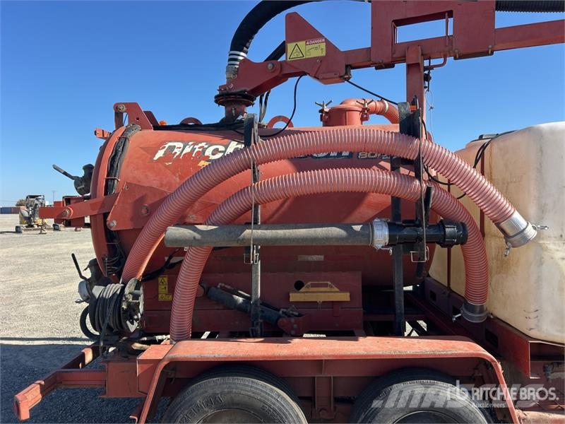 Ditch Witch FX50 800 gal T/A Vacuum Excavation Unit Rezervni delovi i oprema za bušenje