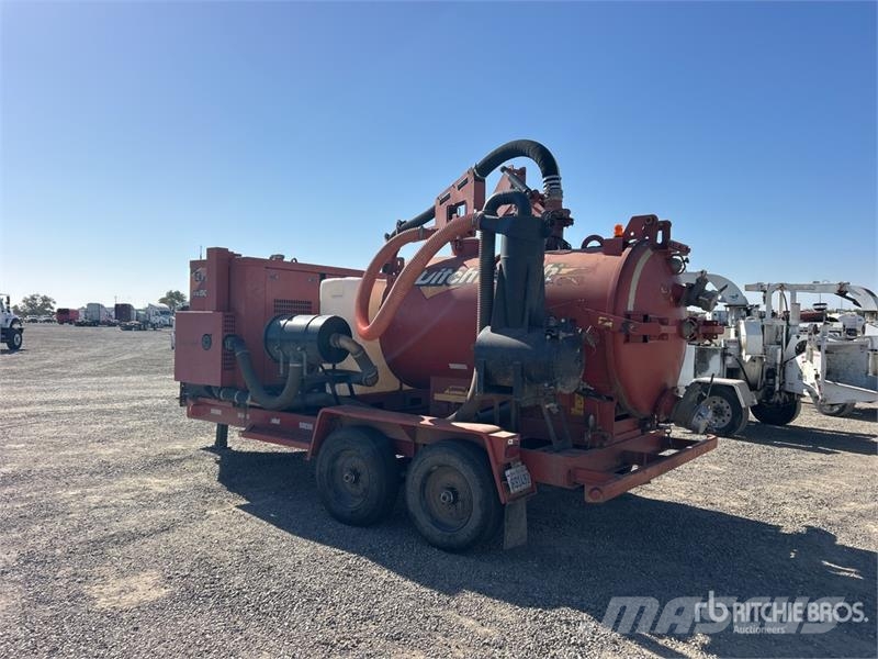 Ditch Witch FX50 800 gal T/A Vacuum Excavation Unit Rezervni delovi i oprema za bušenje