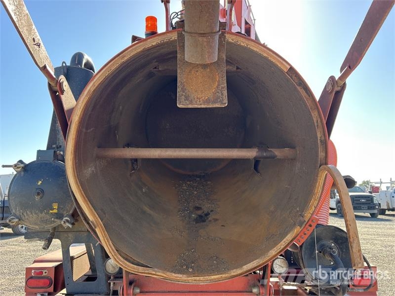 Ditch Witch FX50 800 gal T/A Vacuum Excavation Unit Rezervni delovi i oprema za bušenje