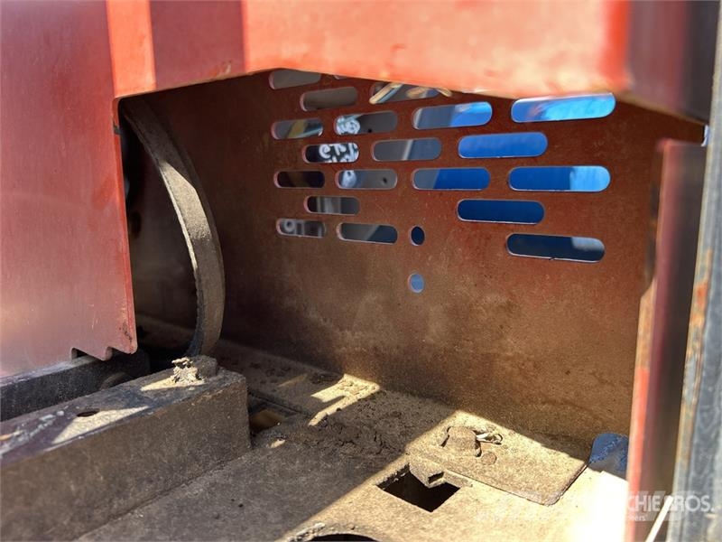 Ditch Witch HX30 500 gal T/A Vacuum Excavation Unit Accesorios y repuestos para equipo de perforación