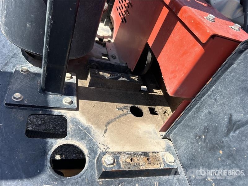 Ditch Witch HX30 500 gal T/A Vacuum Excavation Unit Accesorios y repuestos para equipo de perforación