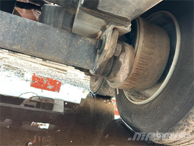 Ditch Witch HX50 800 gal T/A Vacuum Excavation Unit Accesorios y repuestos para equipo de perforación