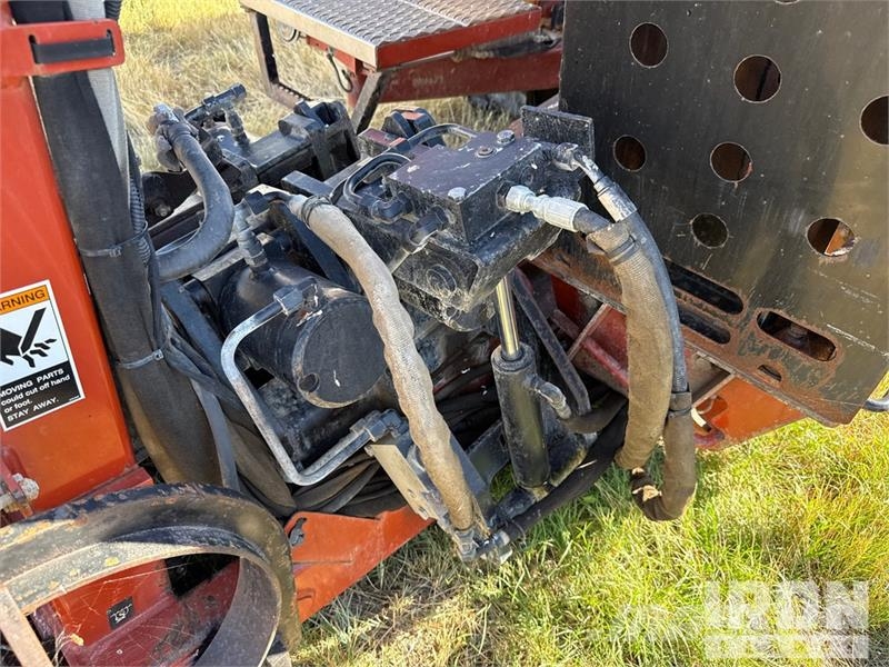 Ditch Witch JT4020 Horizontal drilling rigs