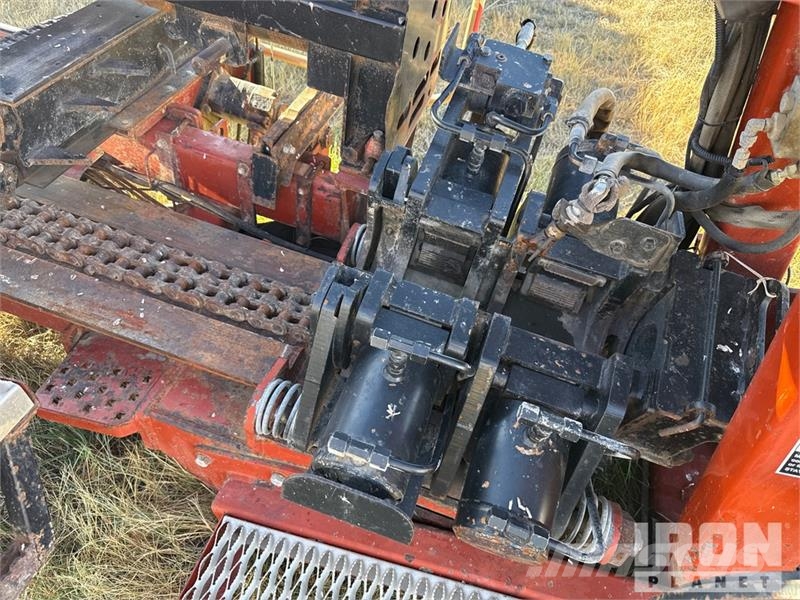 Ditch Witch JT4020 Horizontal drilling rigs