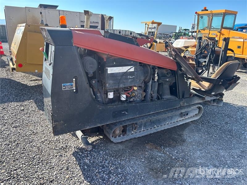 Ditch Witch JT922 水平掘削リグ