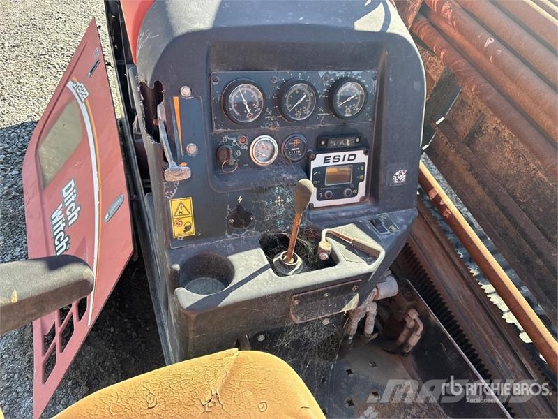Ditch Witch JT922 水平掘削リグ