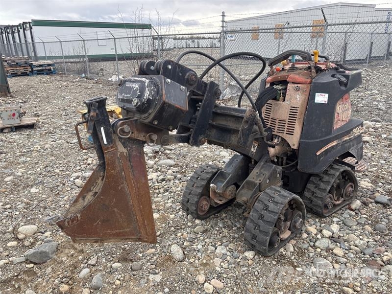 Ditch Witch R300 Tracked Cable Plow Ploeg