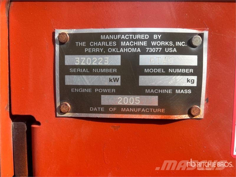 Ditch Witch RT-40 4x4 Trencher Trancheuse