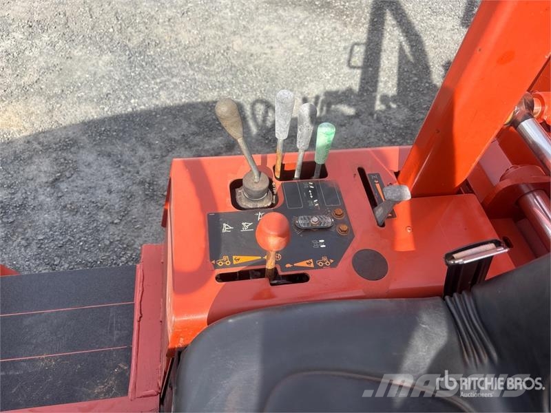 Ditch Witch RT-40 4x4 Trencher Trancheuse