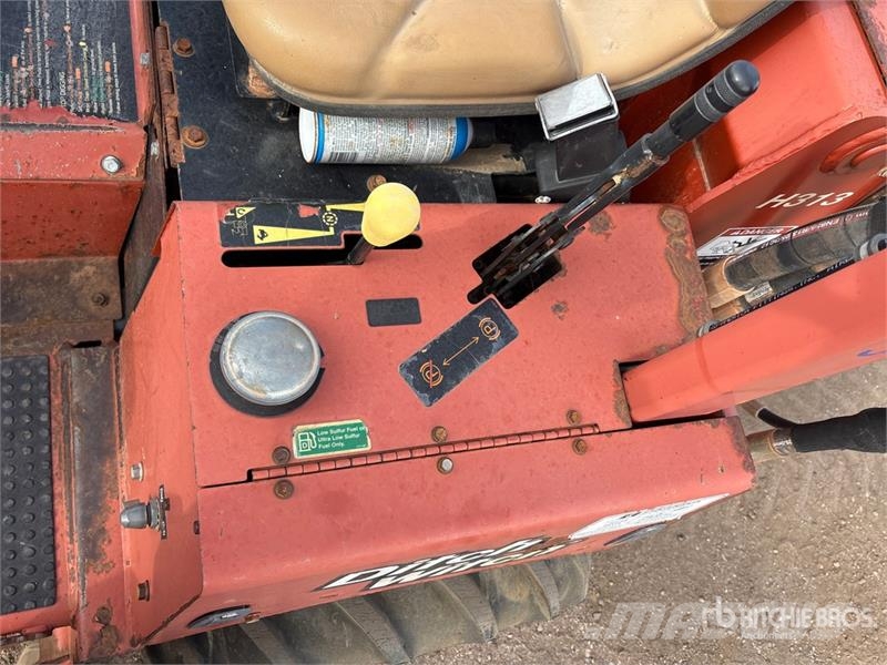 Ditch Witch RT45 4x4 Trencher Árokásók