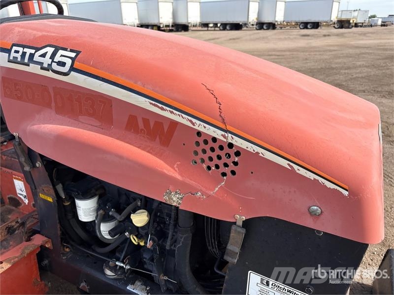 Ditch Witch RT45 4x4 Trencher Árokásók
