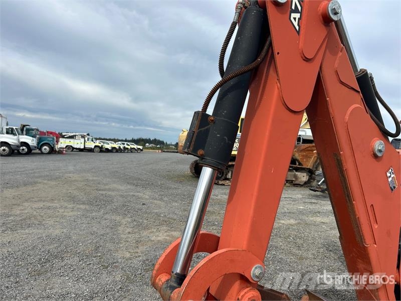 Ditch Witch RT75-H 4x4 Trencher Kædegravere