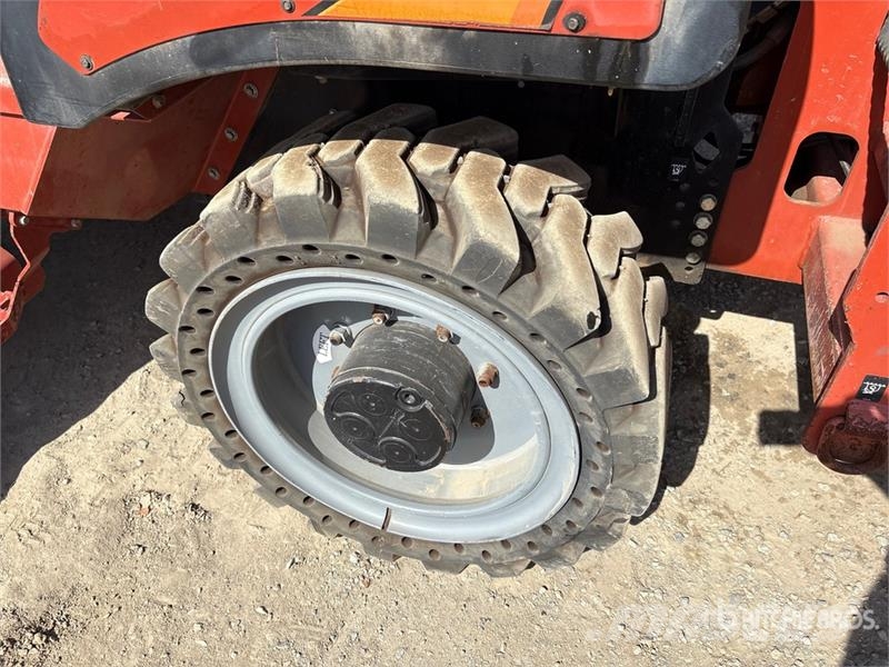 Ditch Witch RT80B 4x4 Trencher Εκσκαφέας χανδάκων