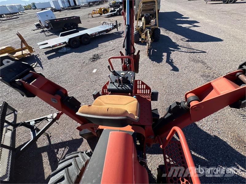 Ditch Witch RT95 4x4 Trencher Grabenfräse