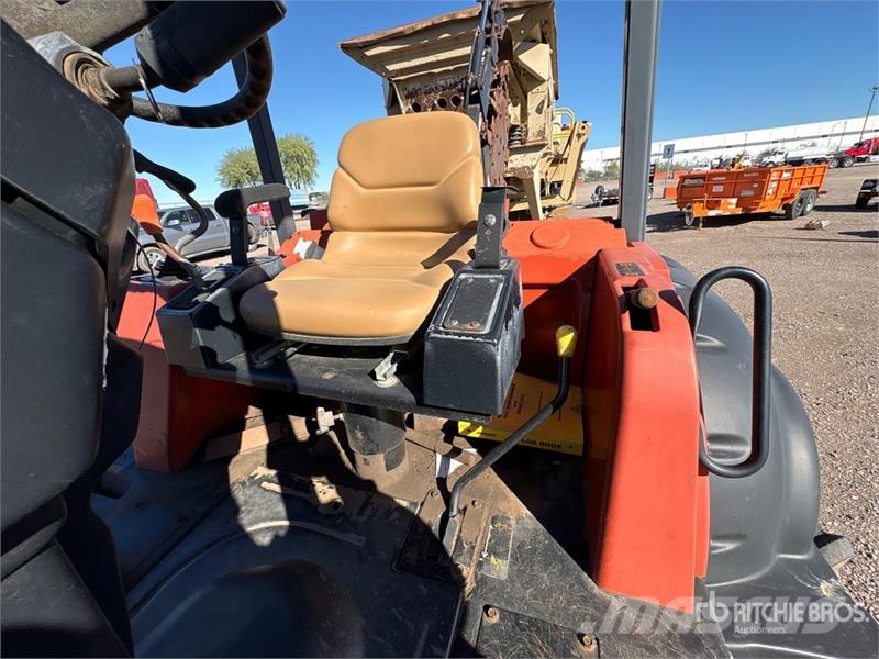 Ditch Witch RT95M 4x4 Trencher 트렌처