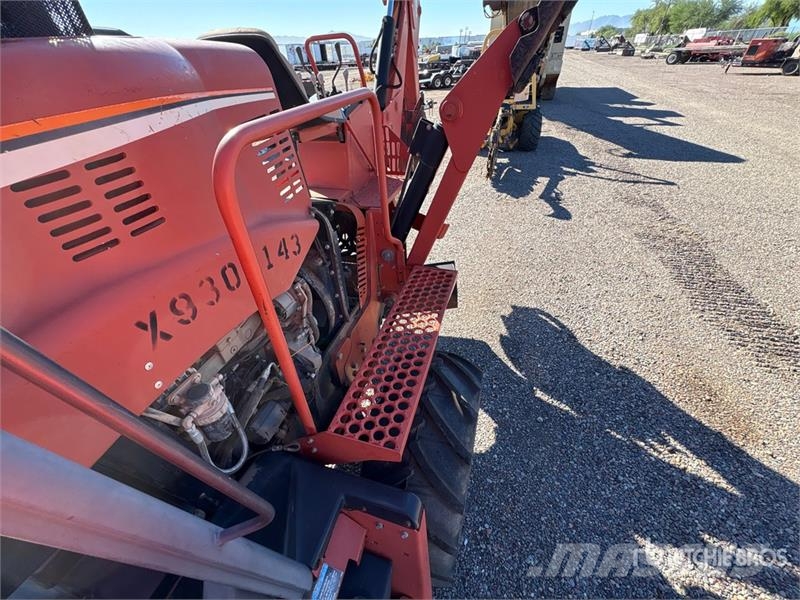 Ditch Witch RT95M 4x4 Trencher 트렌처