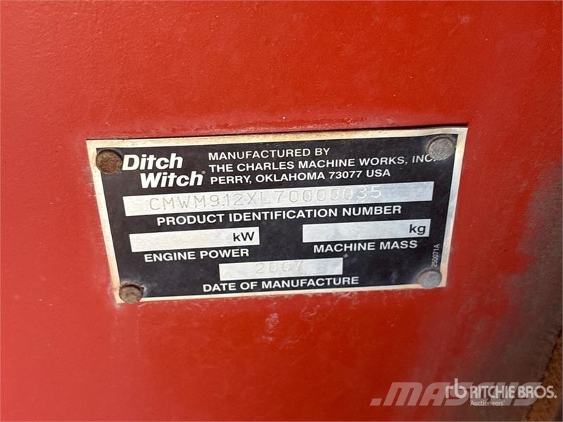 Ditch Witch RT95M 4x4 Trencher 트렌처