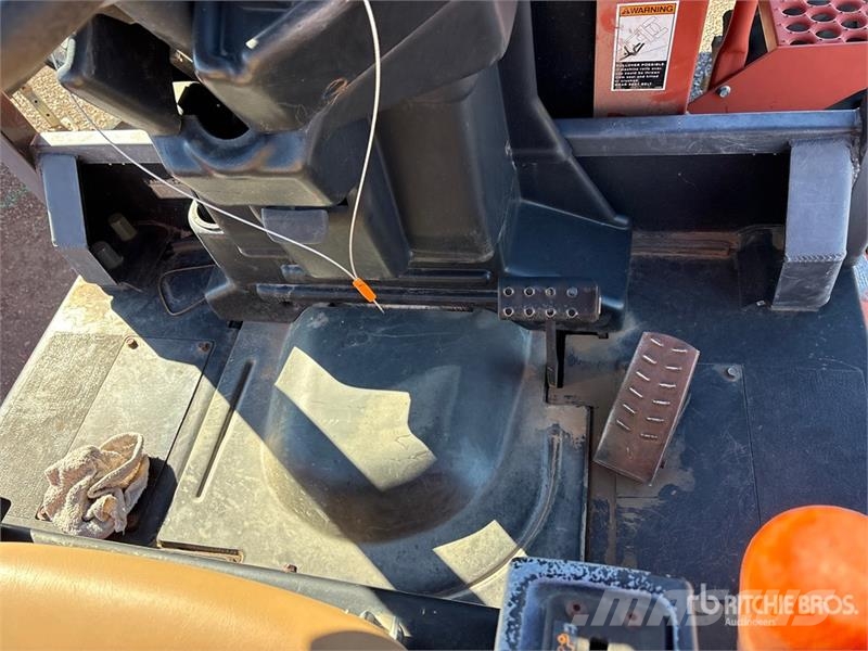 Ditch Witch RT95M 4x4 Trencher 트렌처