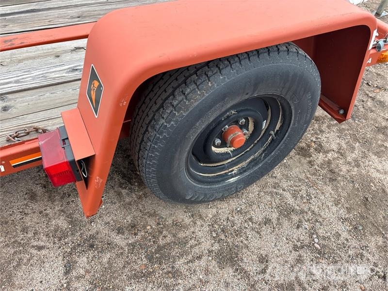 Ditch Witch S2A 8 ft S/A Tilt Deck Trailer Niski utovarivači