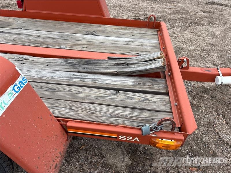 Ditch Witch S2A 8 ft S/A Tilt Deck Trailer Niski utovarivači