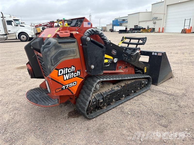 Ditch Witch SK1750 Mini Compact Track Loader 滑移轉向裝載機