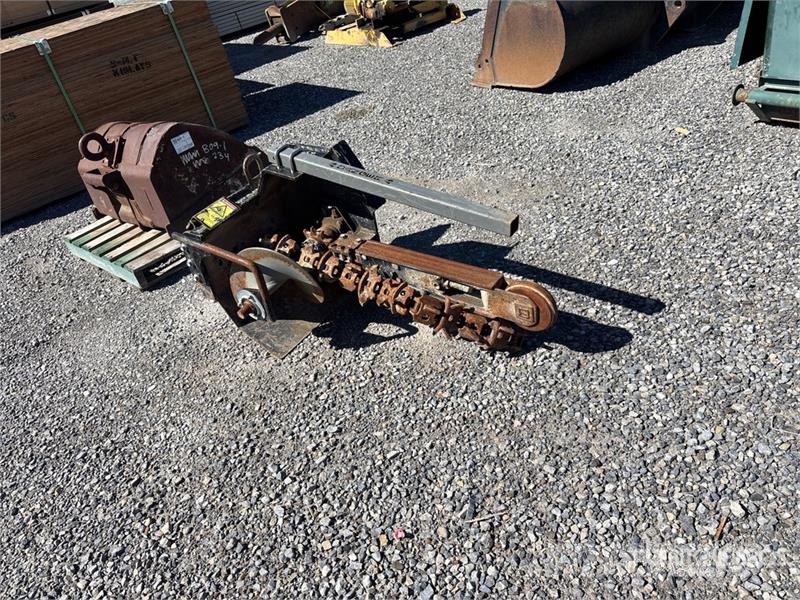Ditch Witch SK5TR 24 in Mini Skid Steer Trencher Grabenfräse
