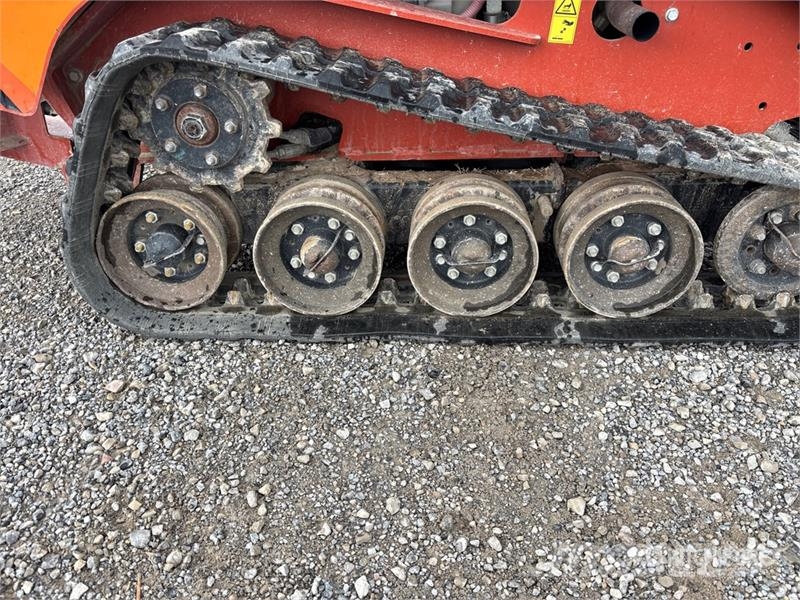 Ditch Witch SK800 Compact Track Loader Kompaktlader