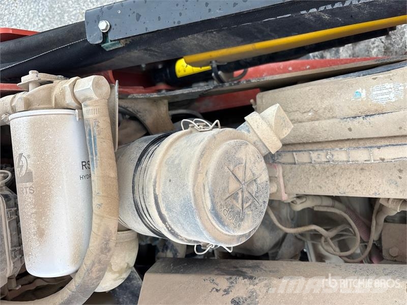 Ditch Witch SK800 Compact Track Loader Kompaktlader
