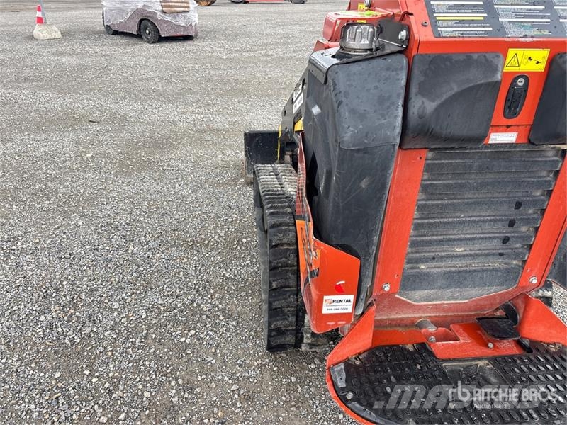 Ditch Witch SK800 Compact Track Loader Kompaktlader