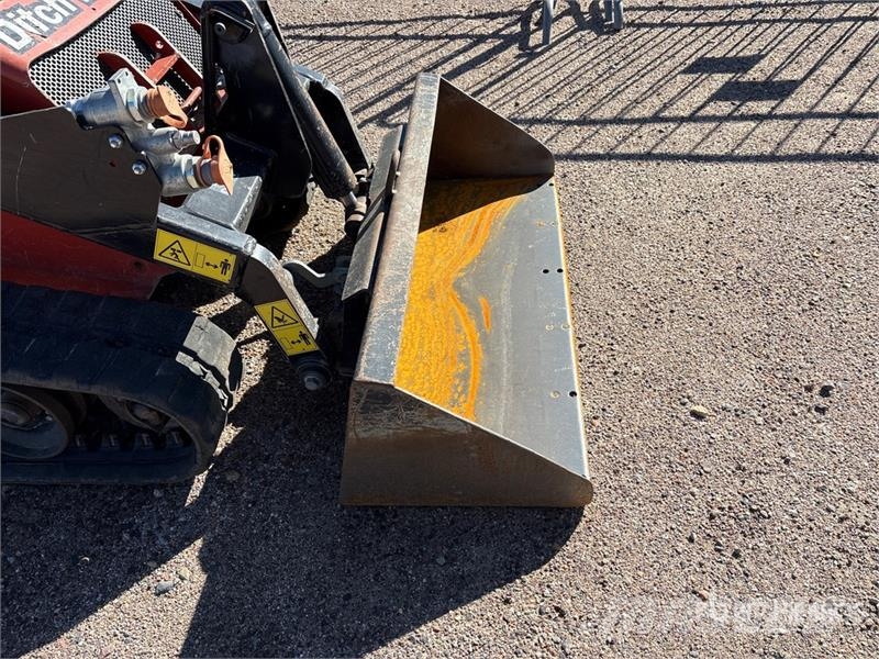 Ditch Witch SK800 Compact Track Loader Kompaktlader