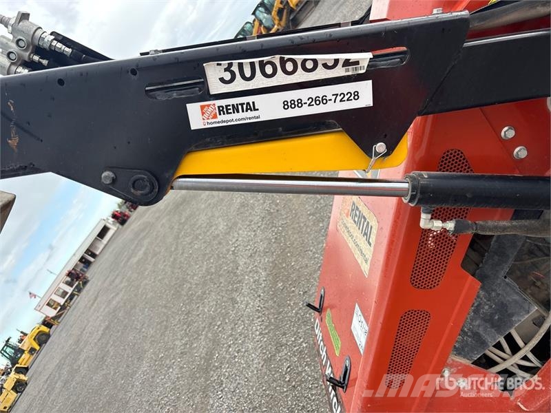 Ditch Witch SK800 Compact Track Loader Kompaktlader