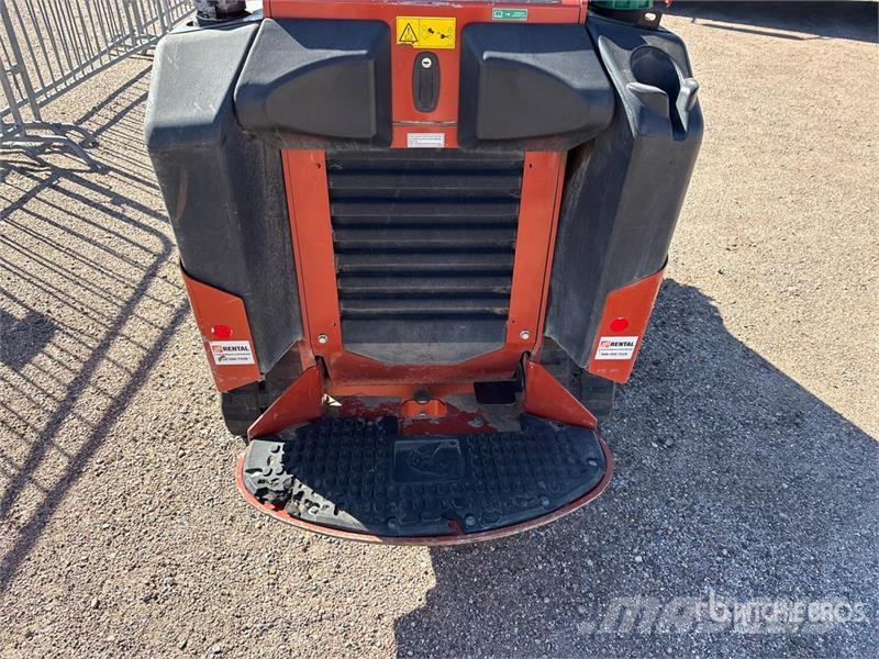 Ditch Witch SK800 Compact Track Loader Kompaktlader