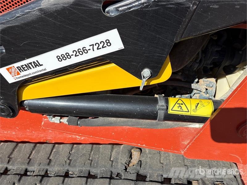 Ditch Witch SK800 Compact Track Loader Kompaktlader
