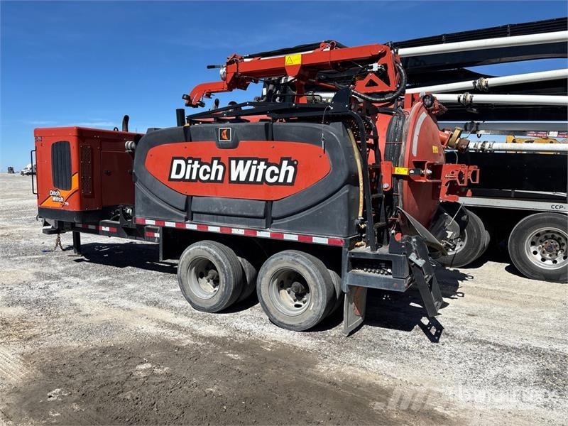 Ditch Witch VT26 800 gal T/A Vacuum Tanker Trailer Tankwagen