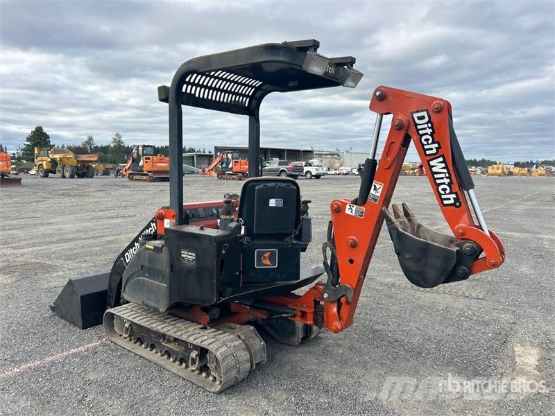 Ditch Witch XT855 Tracked Backhoe Loader Rovokopači