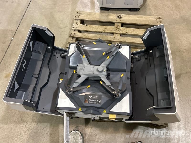  DJI Drone Docking Station Sonstige Landmaschinen