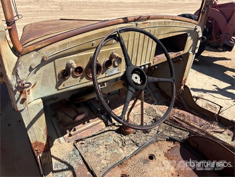 Dodge 4x2 Fuel Truck Βυτιοφόρα φορτηγά
