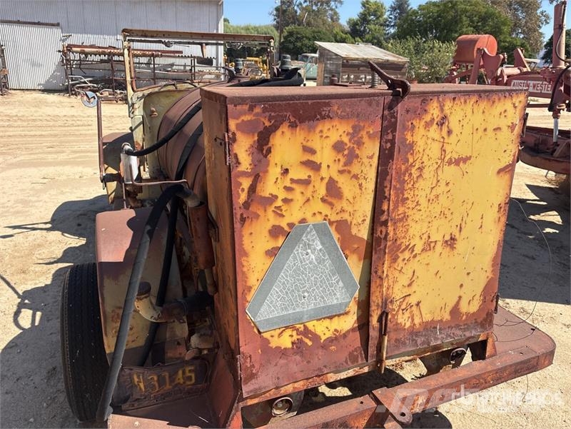 Dodge 4x2 Fuel Truck Βυτιοφόρα φορτηγά